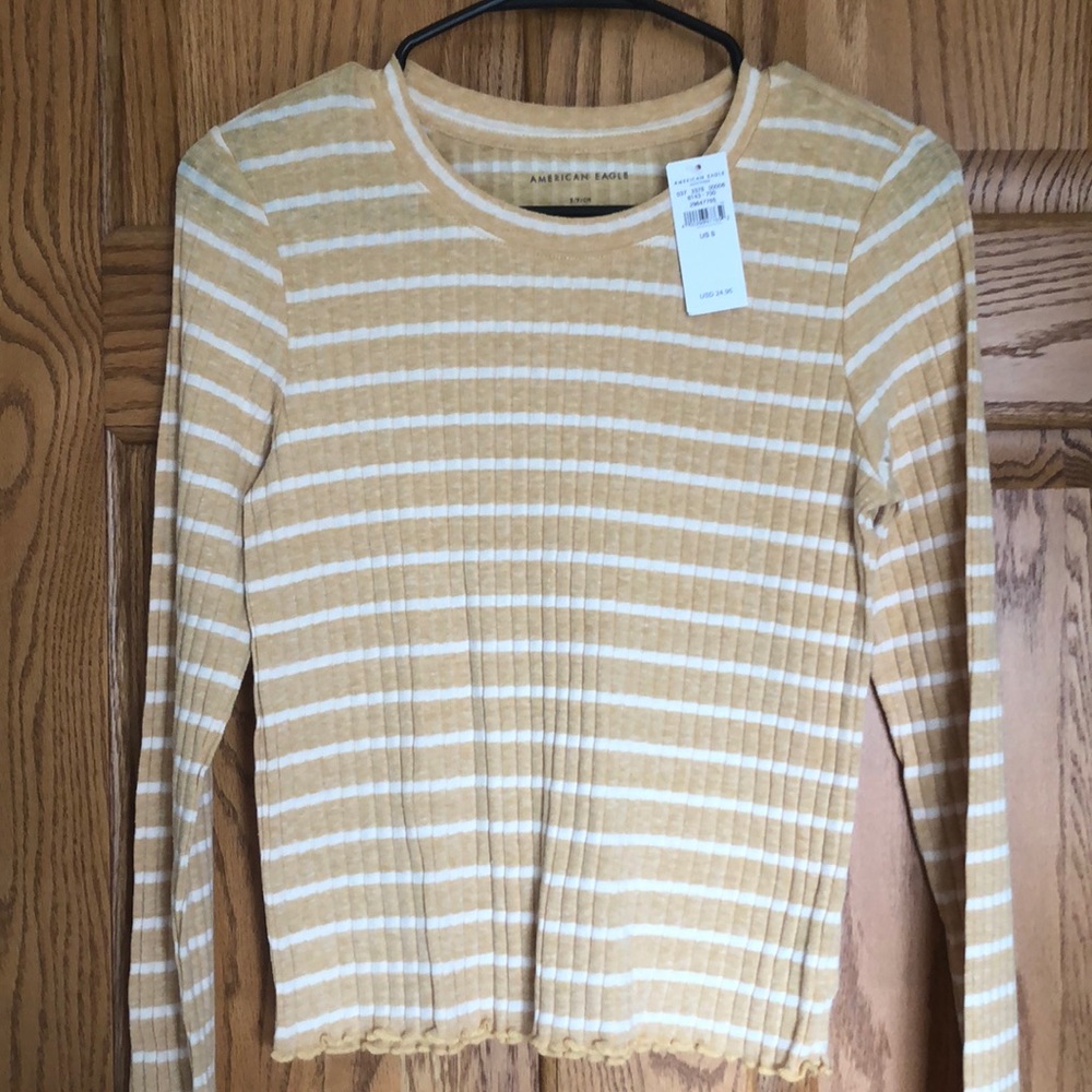 American Eagle Longsleeve